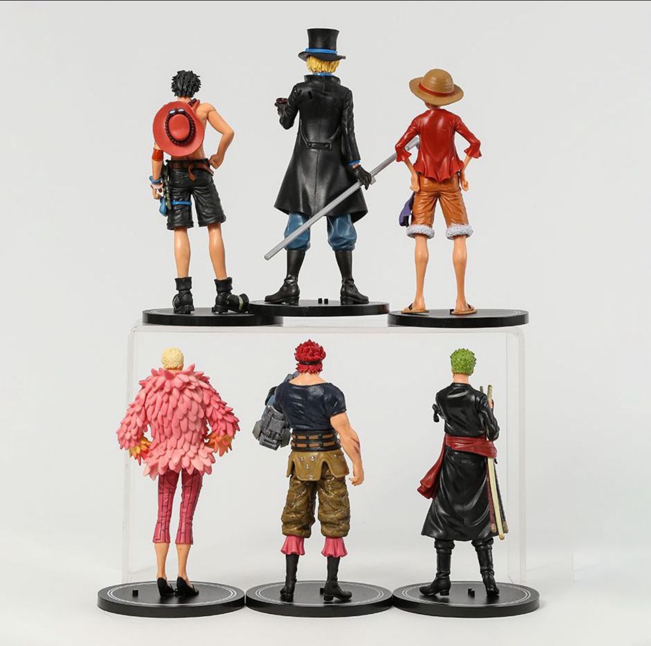 Kit One Piece - 6 Piezas con Caja (17 a 20 cm)