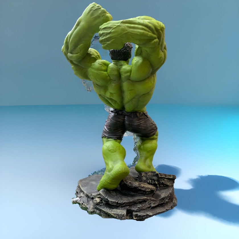 Hulk Fuerza Imparable - Edición Resina 30CM